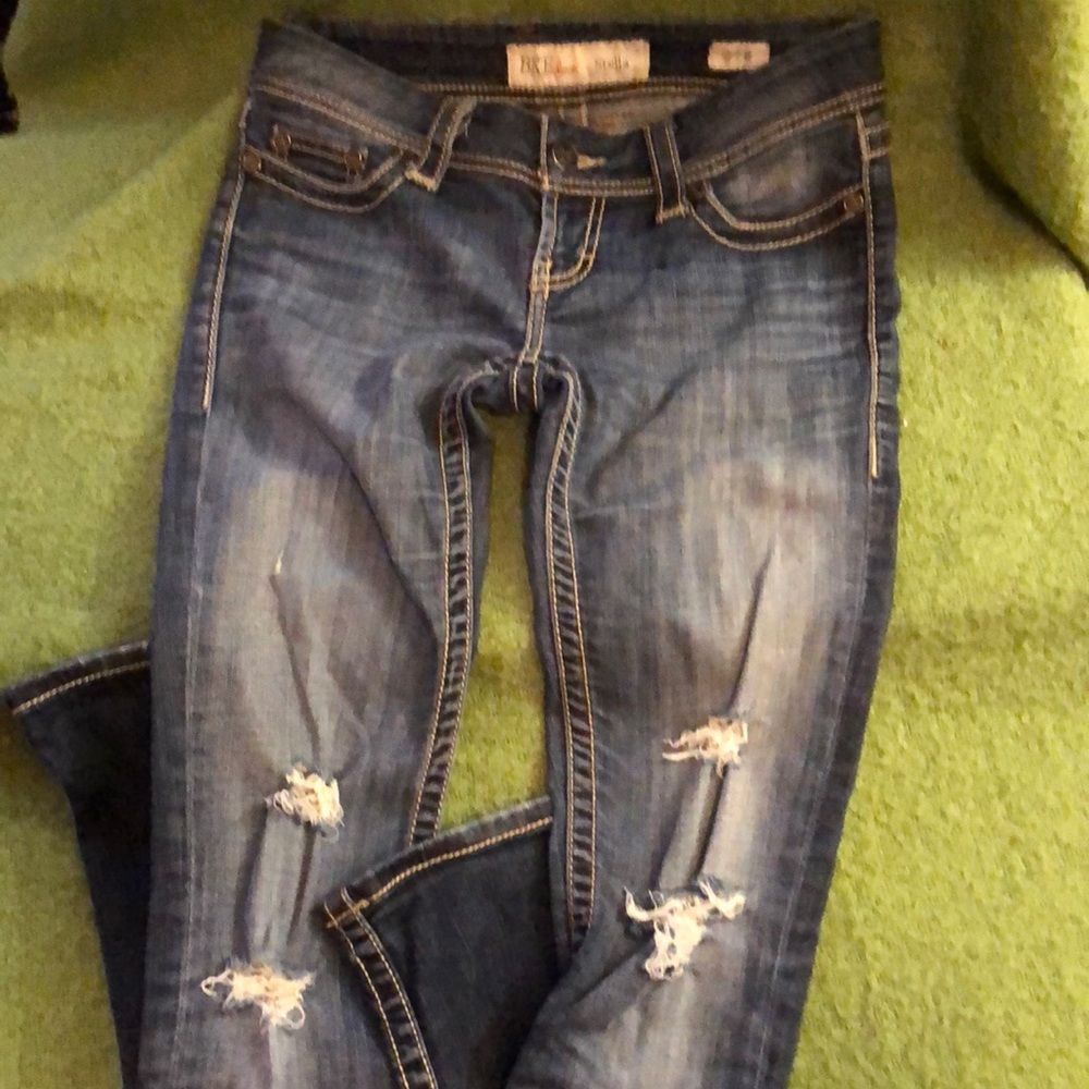 BKE Stella distressed skinny jeans